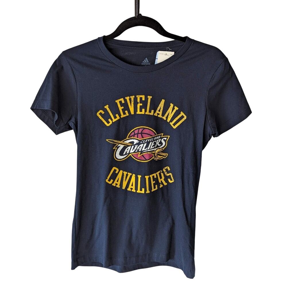 NWT Adidas Womens Cleveland Cavaliers TShirt Size M NBA Blue Lebron James 23 Fan